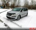 Сірий Фольксваген Туран, об'ємом двигуна 2 л та пробігом 238 тис. км за 7800 $, фото 1 на Automoto.ua