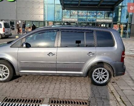 Серый Фольксваген Туран, объемом двигателя 1.4 л и пробегом 277 тыс. км за 6300 $, фото 11 на Automoto.ua