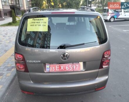 Сірий Фольксваген Туран, об'ємом двигуна 1.6 л та пробігом 227 тис. км за 6999 $, фото 7 на Automoto.ua
