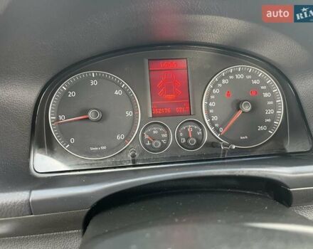 Фольксваген Туран 2007 в Бучаче на Automoto.ua Серый Фольксваген Туран, объемом двигателя 1.9 л и пробегом 352 тыс. км за 6300 $, фото 11 на Automoto.ua