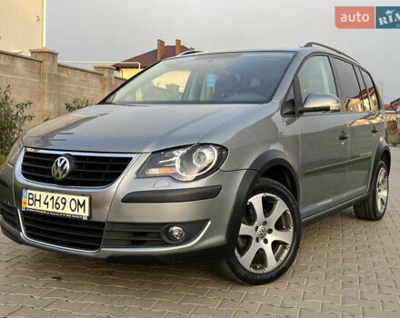 Сірий Фольксваген Туран, об'ємом двигуна 1.4 л та пробігом 48 тис. км за 8999 $, фото 2 на Automoto.ua