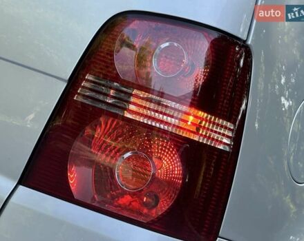 Сірий Фольксваген Туран, об'ємом двигуна 1.6 л та пробігом 230 тис. км за 6750 $, фото 30 на Automoto.ua