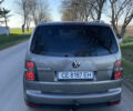 Серый Фольксваген Туран, объемом двигателя 1.39 л и пробегом 220 тыс. км за 4400 $, фото 6 на Automoto.ua