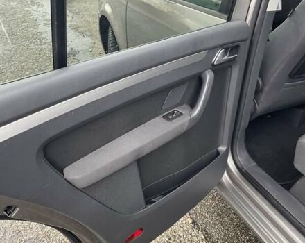 Сірий Фольксваген Туран, об'ємом двигуна 1.4 л та пробігом 205 тис. км за 6950 $, фото 27 на Automoto.ua