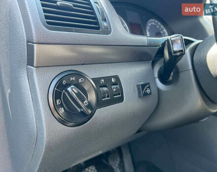 Сірий Фольксваген Туран, об'ємом двигуна 1.6 л та пробігом 254 тис. км за 7590 $, фото 17 на Automoto.ua