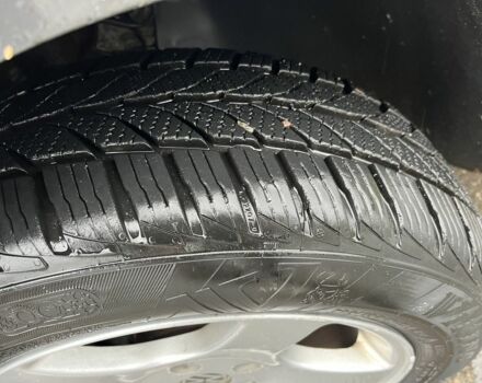 Серый Фольксваген Туран, объемом двигателя 1.9 л и пробегом 258 тыс. км за 3963 $, фото 6 на Automoto.ua