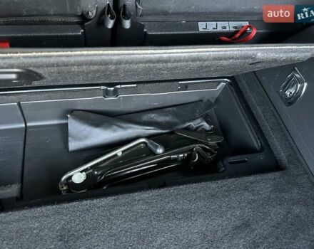 Серый Фольксваген Туран, объемом двигателя 1.4 л и пробегом 142 тыс. км за 8650 $, фото 96 на Automoto.ua