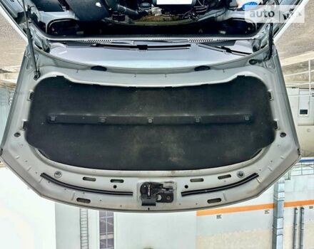 Сірий Фольксваген Туран, об'ємом двигуна 0 л та пробігом 250 тис. км за 8599 $, фото 65 на Automoto.ua