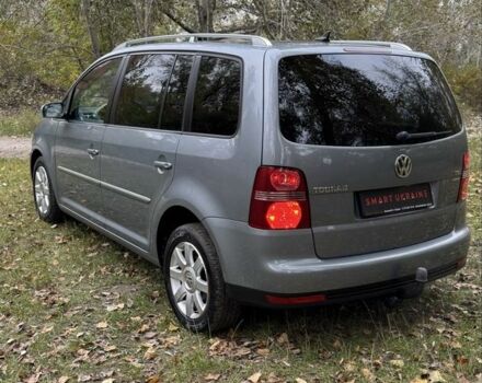 Серый Фольксваген Туран, объемом двигателя 1.4 л и пробегом 187 тыс. км за 8250 $, фото 3 на Automoto.ua