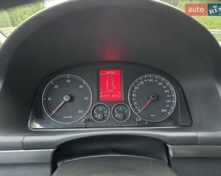 Серый Фольксваген Туран, объемом двигателя 2 л и пробегом 237 тыс. км за 9699 $, фото 46 на Automoto.ua