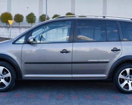 Сірий Фольксваген Туран, об'ємом двигуна 2 л та пробігом 264 тис. км за 5000 $, фото 2 на Automoto.ua