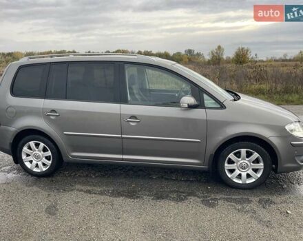 Сірий Фольксваген Туран, об'ємом двигуна 1.4 л та пробігом 205 тис. км за 6950 $, фото 6 на Automoto.ua