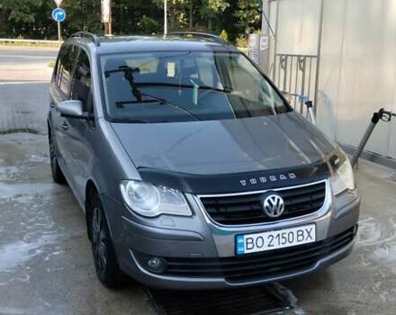 Сірий Фольксваген Туран, об'ємом двигуна 1.6 л та пробігом 210 тис. км за 8000 $, фото 9 на Automoto.ua