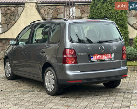 Серый Фольксваген Туран, объемом двигателя 1.6 л и пробегом 210 тыс. км за 7350 $, фото 15 на Automoto.ua