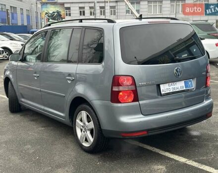 Серый Фольксваген Туран, объемом двигателя 1.39 л и пробегом 263 тыс. км за 6290 $, фото 6 на Automoto.ua