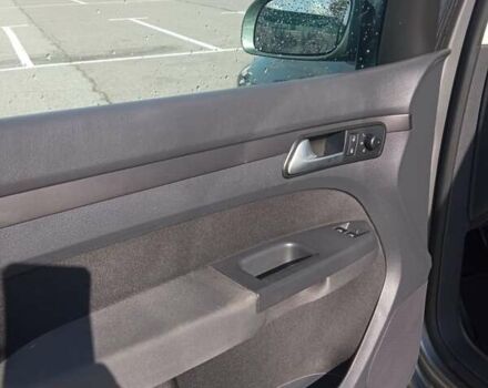 Серый Фольксваген Туран, объемом двигателя 1.9 л и пробегом 235 тыс. км за 8500 $, фото 17 на Automoto.ua