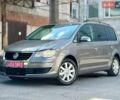 Сірий Фольксваген Туран, об'ємом двигуна 1.6 л та пробігом 210 тис. км за 8999 $, фото 1 на Automoto.ua