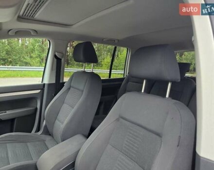 Серый Фольксваген Туран, объемом двигателя 2 л и пробегом 237 тыс. км за 9699 $, фото 17 на Automoto.ua