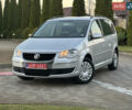 Серый Фольксваген Туран, объемом двигателя 1.6 л и пробегом 210 тыс. км за 7350 $, фото 1 на Automoto.ua