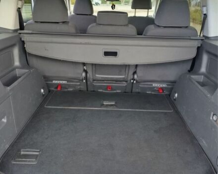 Сірий Фольксваген Туран, об'ємом двигуна 1.4 л та пробігом 227 тис. км за 5999 $, фото 11 на Automoto.ua