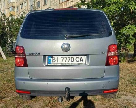 Сірий Фольксваген Туран, об'ємом двигуна 1.9 л та пробігом 370 тис. км за 7200 $, фото 22 на Automoto.ua