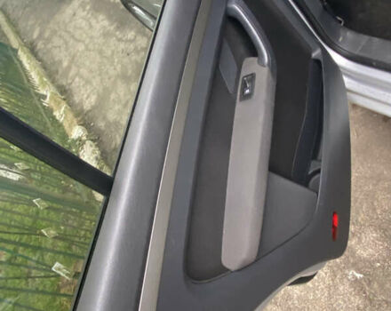 Серый Фольксваген Туран, объемом двигателя 1.98 л и пробегом 303 тыс. км за 7800 $, фото 11 на Automoto.ua