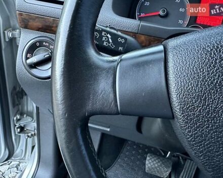 Серый Фольксваген Туран, объемом двигателя 1.4 л и пробегом 142 тыс. км за 8650 $, фото 50 на Automoto.ua