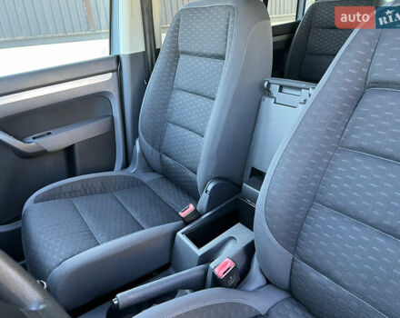 Серый Фольксваген Туран, объемом двигателя 1.4 л и пробегом 188 тыс. км за 6000 $, фото 70 на Automoto.ua