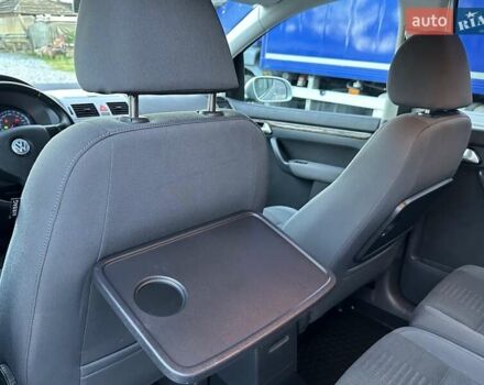 Серый Фольксваген Туран, объемом двигателя 1.4 л и пробегом 142 тыс. км за 8650 $, фото 67 на Automoto.ua