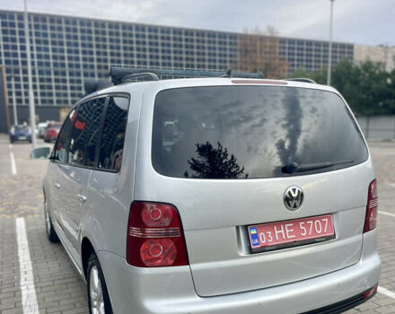 Серый Фольксваген Туран, объемом двигателя 1.6 л и пробегом 220 тыс. км за 8600 $, фото 8 на Automoto.ua