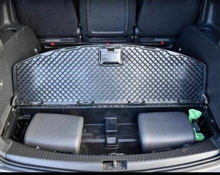 Сірий Фольксваген Туран, об'ємом двигуна 2 л та пробігом 264 тис. км за 5000 $, фото 16 на Automoto.ua