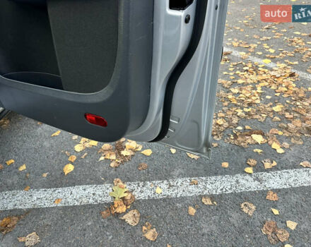 Сірий Фольксваген Туран, об'ємом двигуна 1.6 л та пробігом 196 тис. км за 8199 $, фото 69 на Automoto.ua