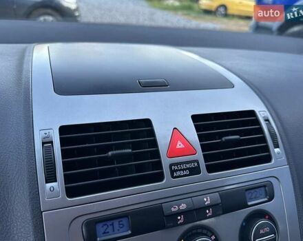 Серый Фольксваген Туран, объемом двигателя 1.4 л и пробегом 142 тыс. км за 8650 $, фото 52 на Automoto.ua