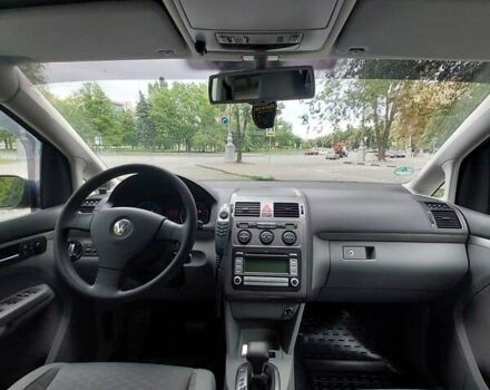 Сірий Фольксваген Туран, об'ємом двигуна 1.4 л та пробігом 232 тис. км за 7000 $, фото 27 на Automoto.ua