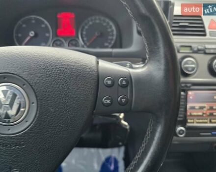 Серый Фольксваген Туран, объемом двигателя 2 л и пробегом 237 тыс. км за 9699 $, фото 47 на Automoto.ua