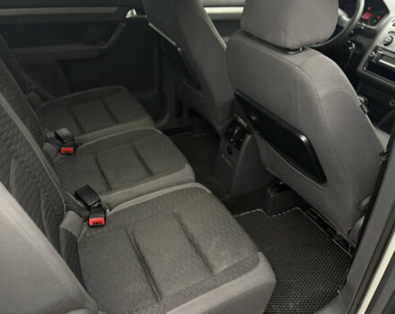 Сірий Фольксваген Туран, об'ємом двигуна 1.97 л та пробігом 328 тис. км за 7500 $, фото 6 на Automoto.ua