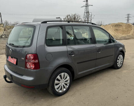 Сірий Фольксваген Туран, об'ємом двигуна 1.4 л та пробігом 185 тис. км за 7500 $, фото 3 на Automoto.ua