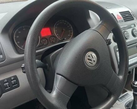 Сірий Фольксваген Туран, об'ємом двигуна 1.4 л та пробігом 179 тис. км за 5956 $, фото 20 на Automoto.ua