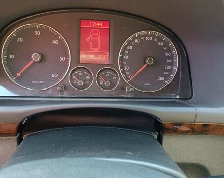 Серый Фольксваген Туран, объемом двигателя 1.9 л и пробегом 340 тыс. км за 8500 $, фото 38 на Automoto.ua