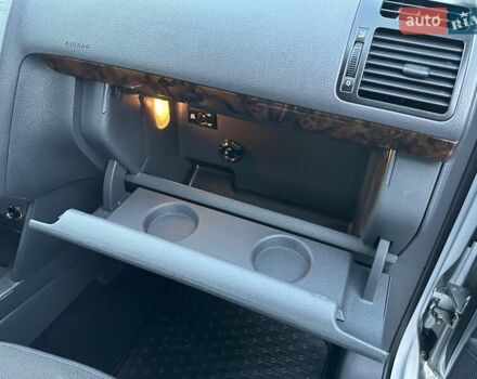 Серый Фольксваген Туран, объемом двигателя 1.4 л и пробегом 142 тыс. км за 8650 $, фото 117 на Automoto.ua