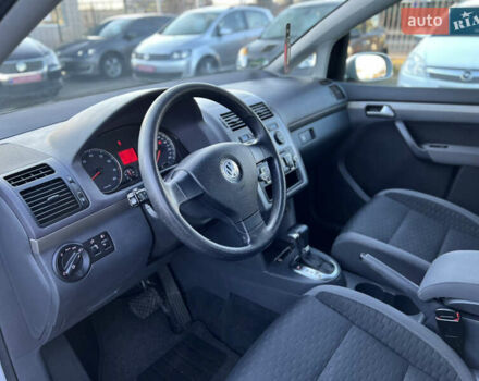 Серый Фольксваген Туран, объемом двигателя 1.4 л и пробегом 175 тыс. км за 7500 $, фото 7 на Automoto.ua