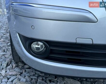 Серый Фольксваген Туран, объемом двигателя 1.4 л и пробегом 142 тыс. км за 8650 $, фото 11 на Automoto.ua