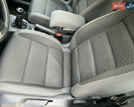 Сірий Фольксваген Туран, об'ємом двигуна 1.4 л та пробігом 193 тис. км за 6500 $, фото 65 на Automoto.ua