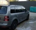 Сірий Фольксваген Туран, об'ємом двигуна 1.6 л та пробігом 210 тис. км за 8000 $, фото 2 на Automoto.ua