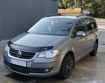 Сірий Фольксваген Туран, об'ємом двигуна 1.6 л та пробігом 210 тис. км за 8000 $, фото 8 на Automoto.ua