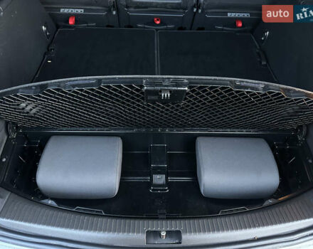 Серый Фольксваген Туран, объемом двигателя 1.6 л и пробегом 236 тыс. км за 8200 $, фото 55 на Automoto.ua