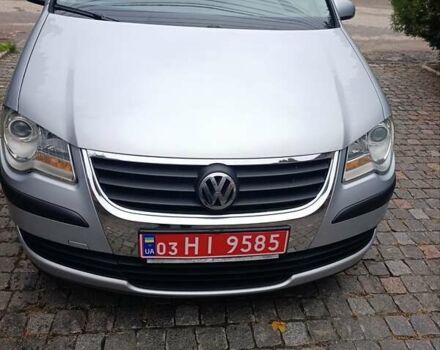 Сірий Фольксваген Туран, об'ємом двигуна 1.6 л та пробігом 216 тис. км за 7700 $, фото 9 на Automoto.ua