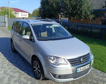 Серый Фольксваген Туран, объемом двигателя 1.9 л и пробегом 340 тыс. км за 8500 $, фото 31 на Automoto.ua