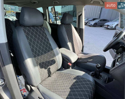 Сірий Фольксваген Туран, об'ємом двигуна 1.6 л та пробігом 254 тис. км за 7590 $, фото 33 на Automoto.ua