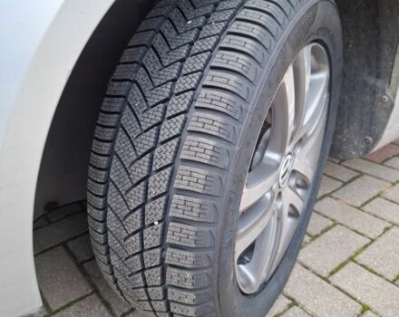 Сірий Фольксваген Туран, об'ємом двигуна 1.9 л та пробігом 224 тис. км за 8990 $, фото 2 на Automoto.ua